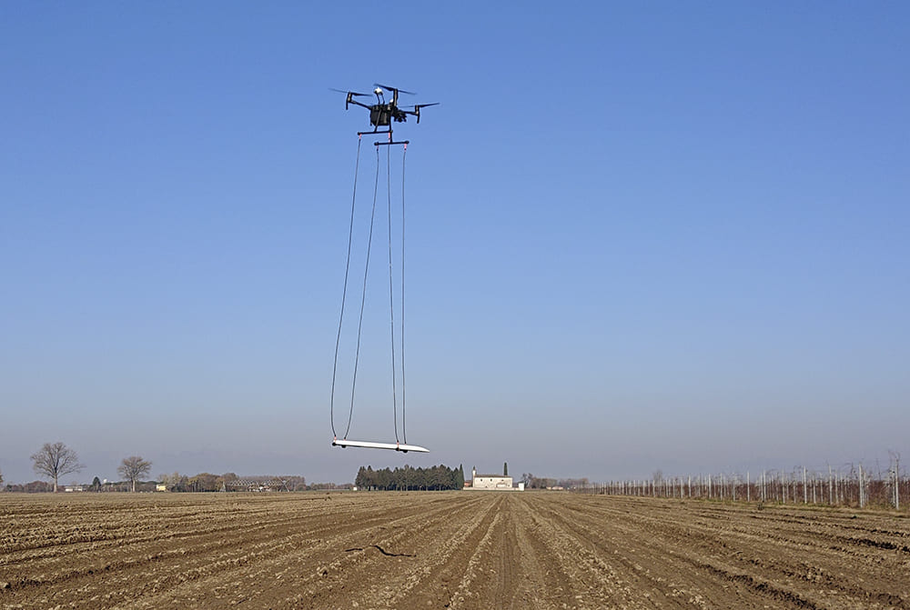 Magnetic surveys with drone